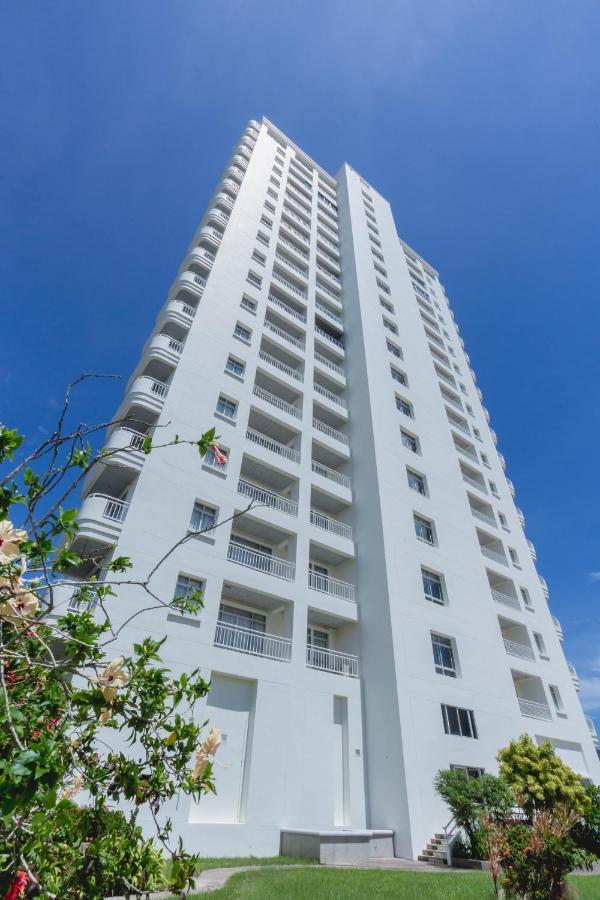 Waterfront Suites Phuket By Centara Karon Εξωτερικό φωτογραφία