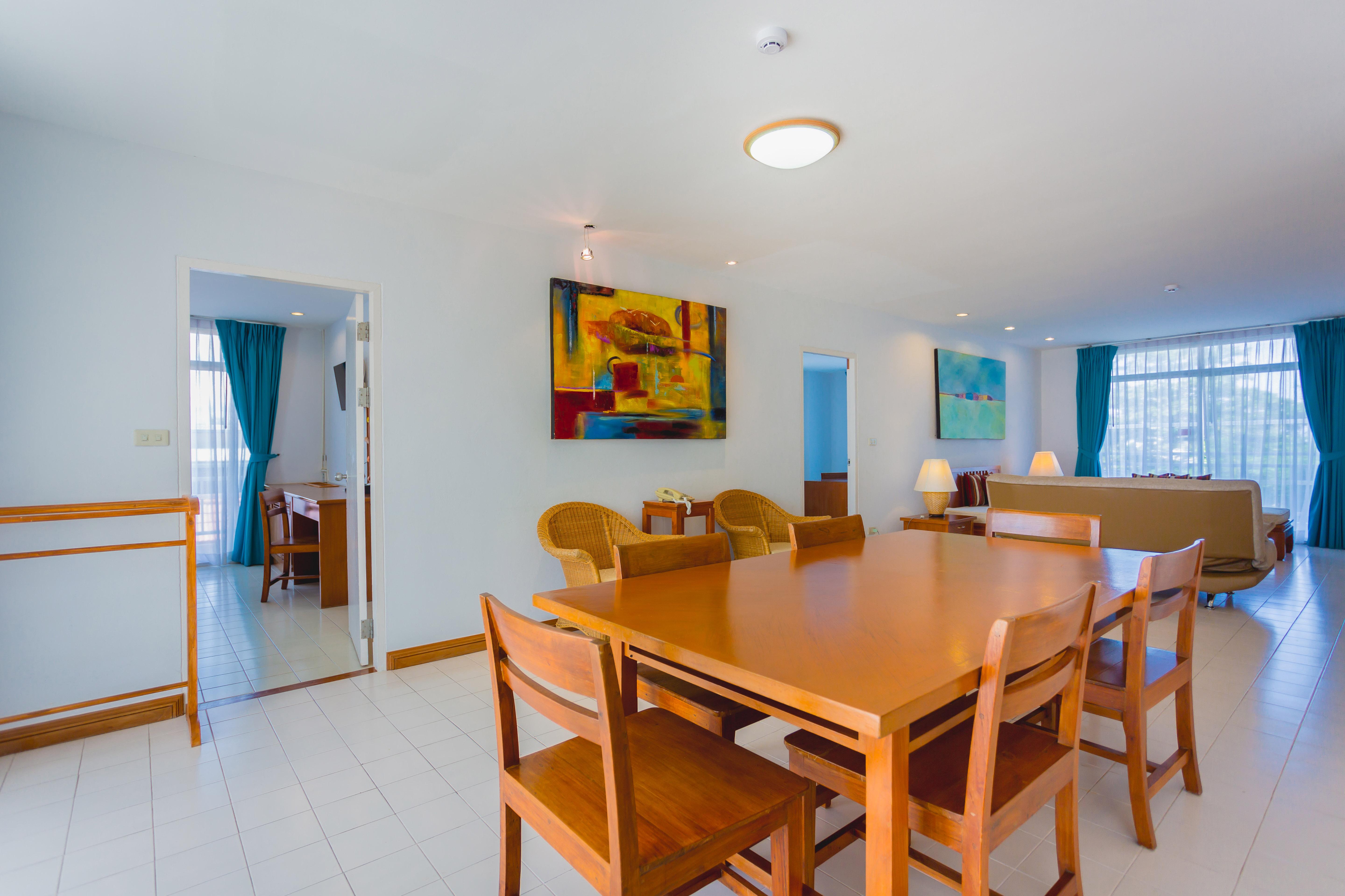 Waterfront Suites Phuket By Centara Karon Εξωτερικό φωτογραφία