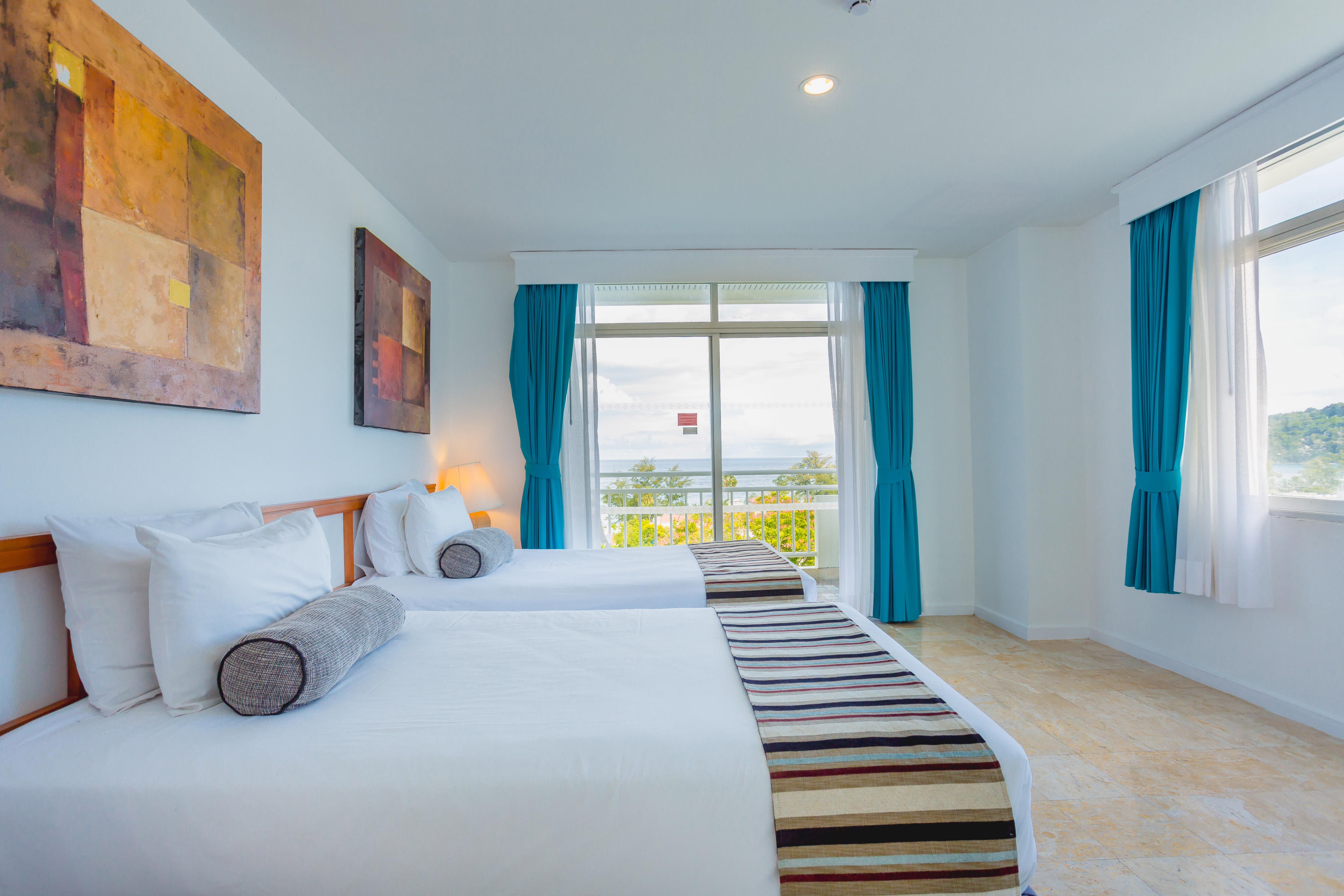 Waterfront Suites Phuket By Centara Karon Εξωτερικό φωτογραφία