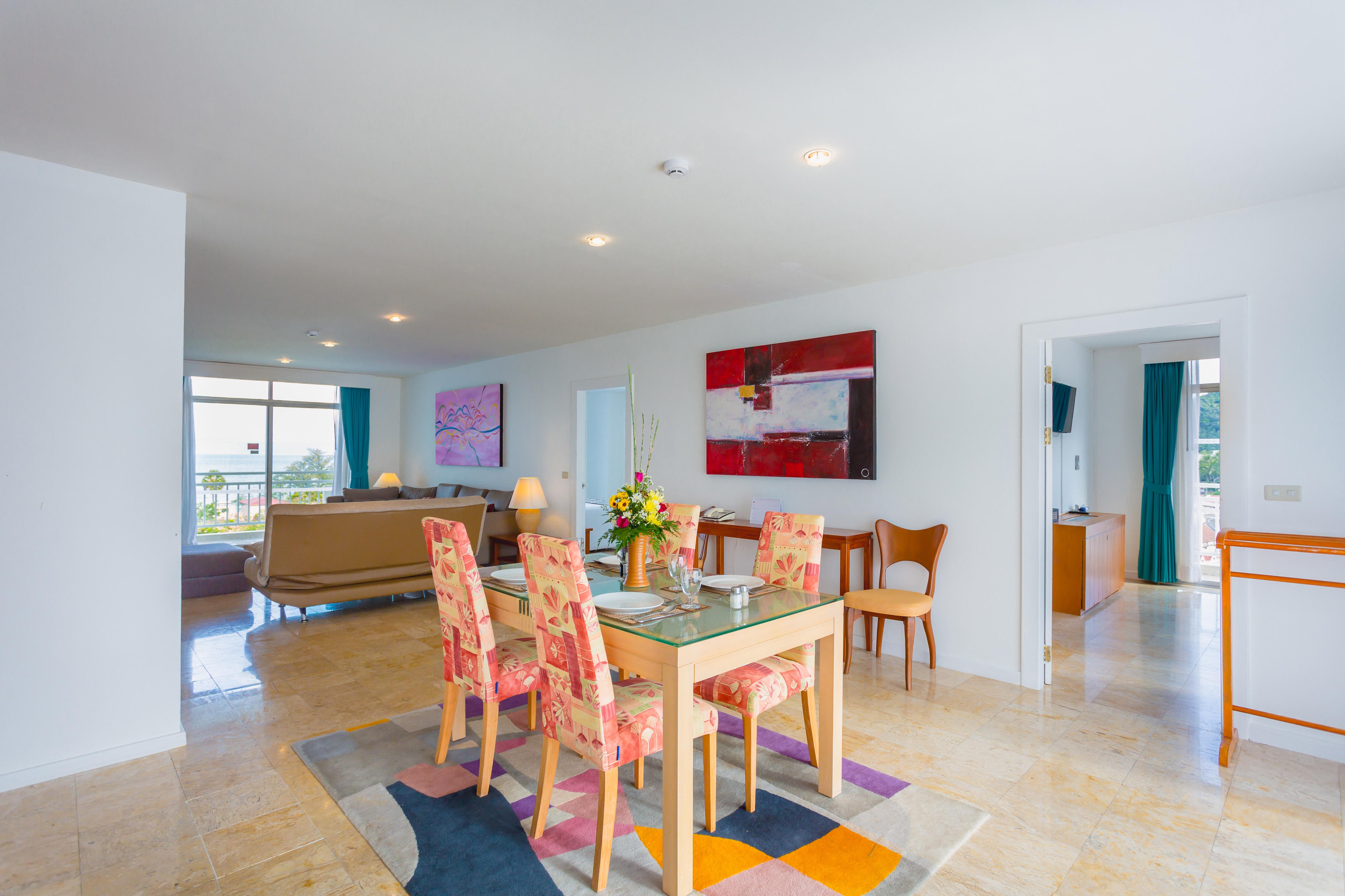 Waterfront Suites Phuket By Centara Karon Εξωτερικό φωτογραφία
