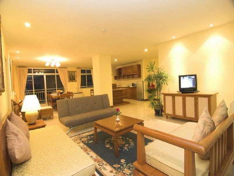 Waterfront Suites Phuket By Centara Karon Εξωτερικό φωτογραφία