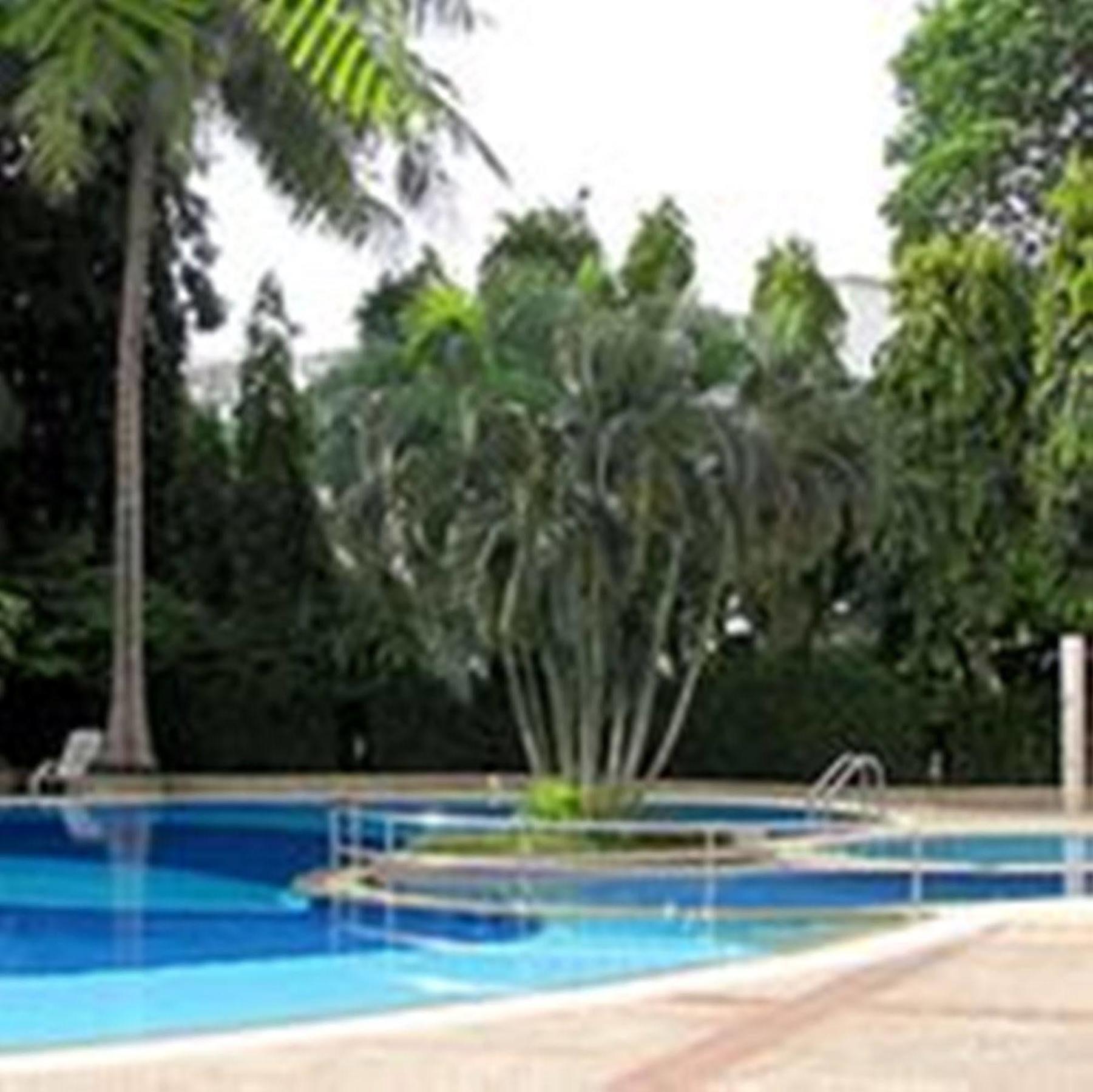 Waterfront Suites Phuket By Centara Karon Εξωτερικό φωτογραφία